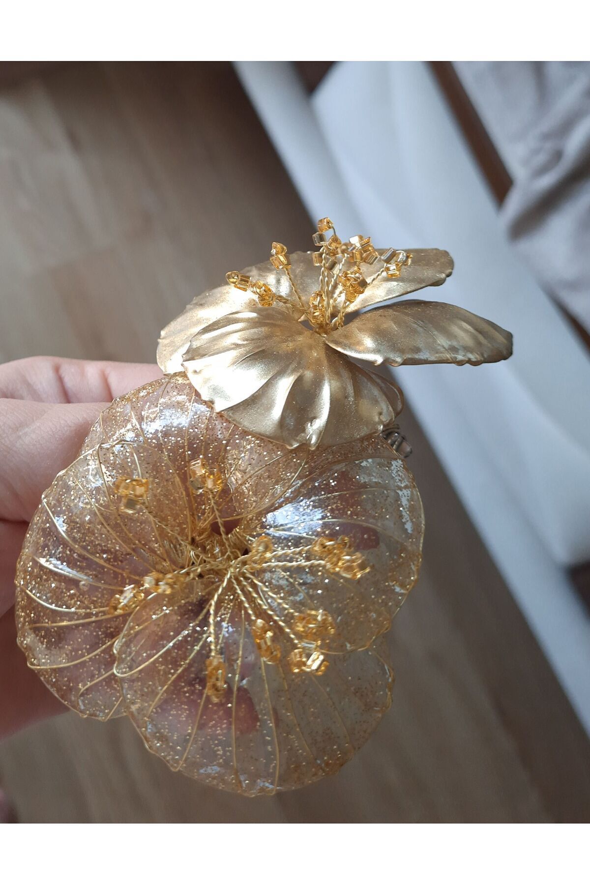 Gold simli çiçek,gold çiçek,gold saç aksesuarı,gold toka