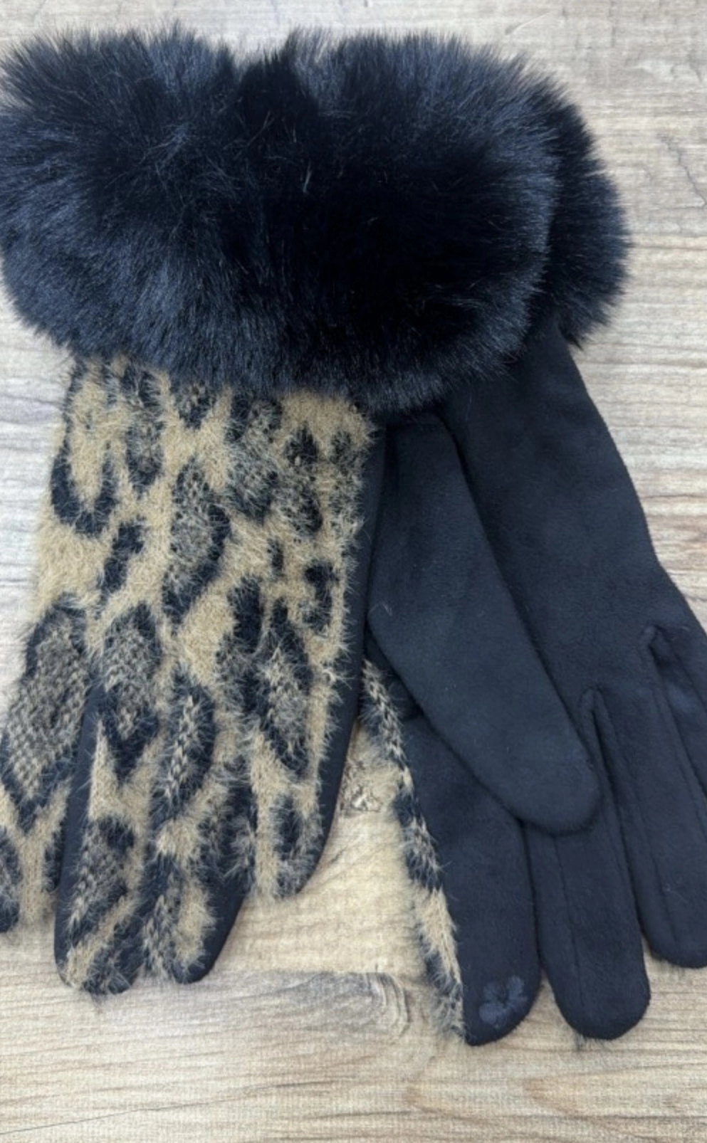 Leopar bileği kürklü eldiven