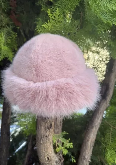 Pembe tüylü şapka,pembe kalpak şapka