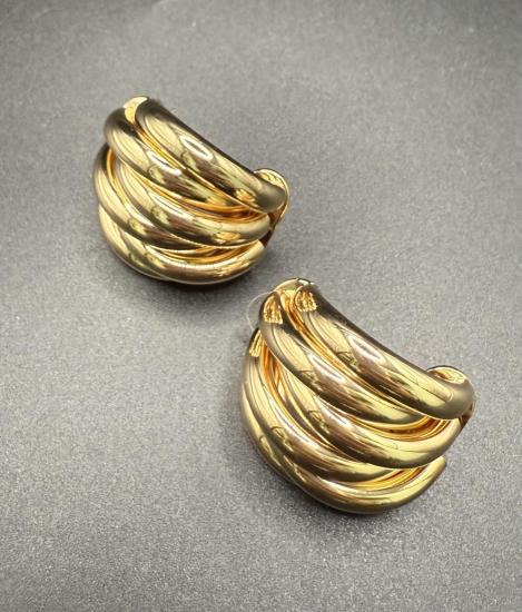 Gold model küpe