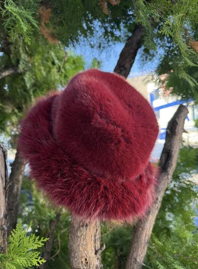 Bordo tüylü şapka, bordo kalpak şapka