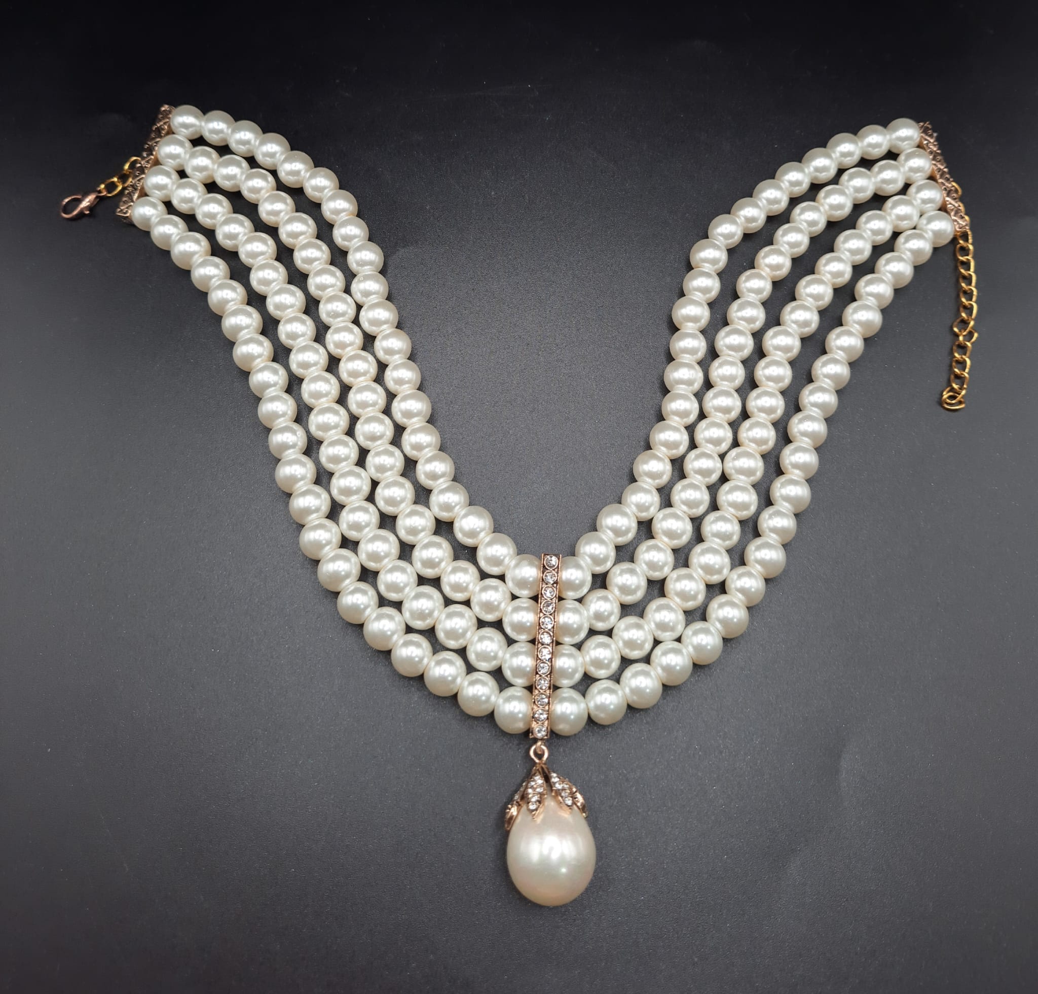 Mayorka İncili Choker Kolye
