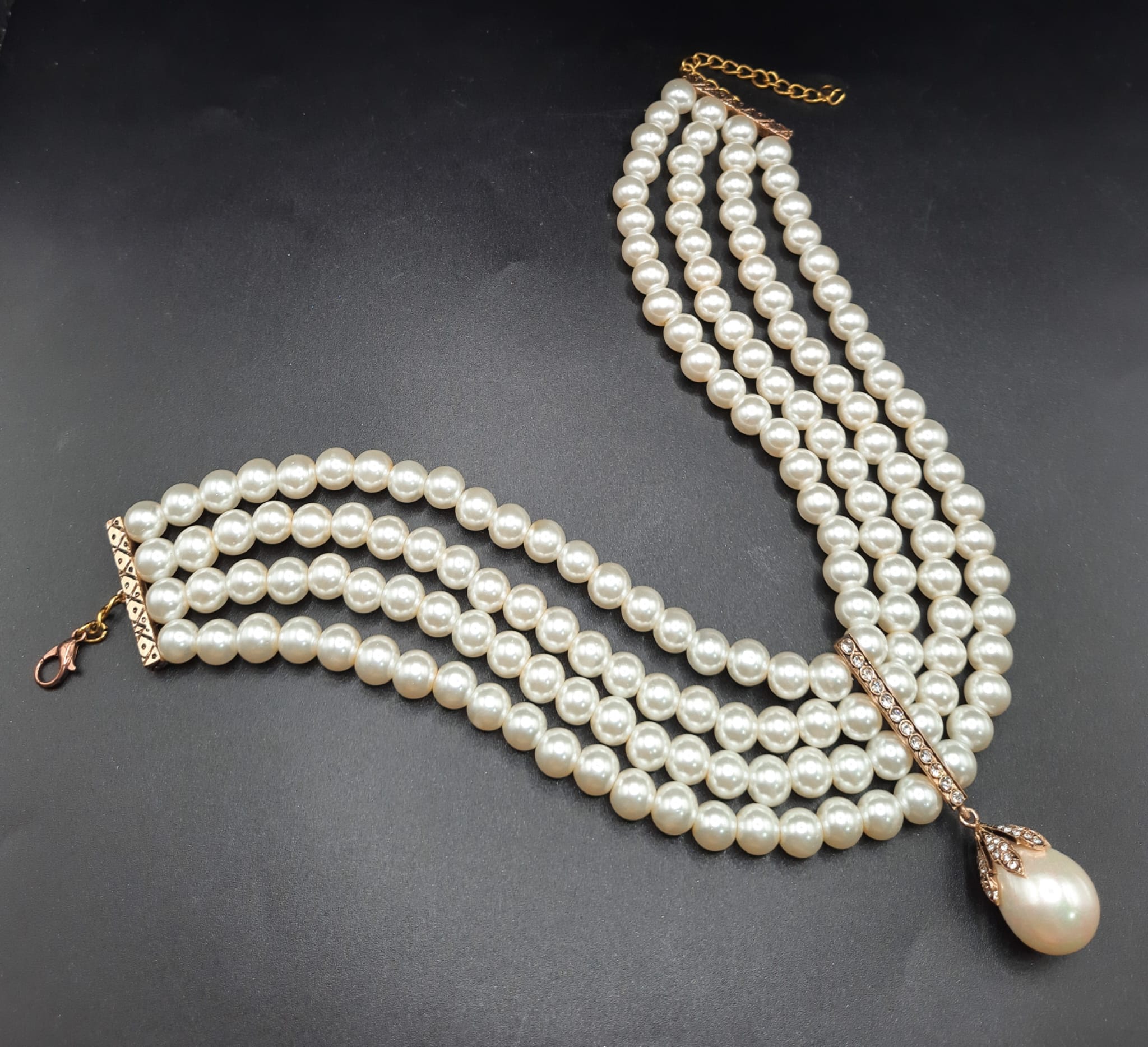 Mayorka İncili Choker Kolye